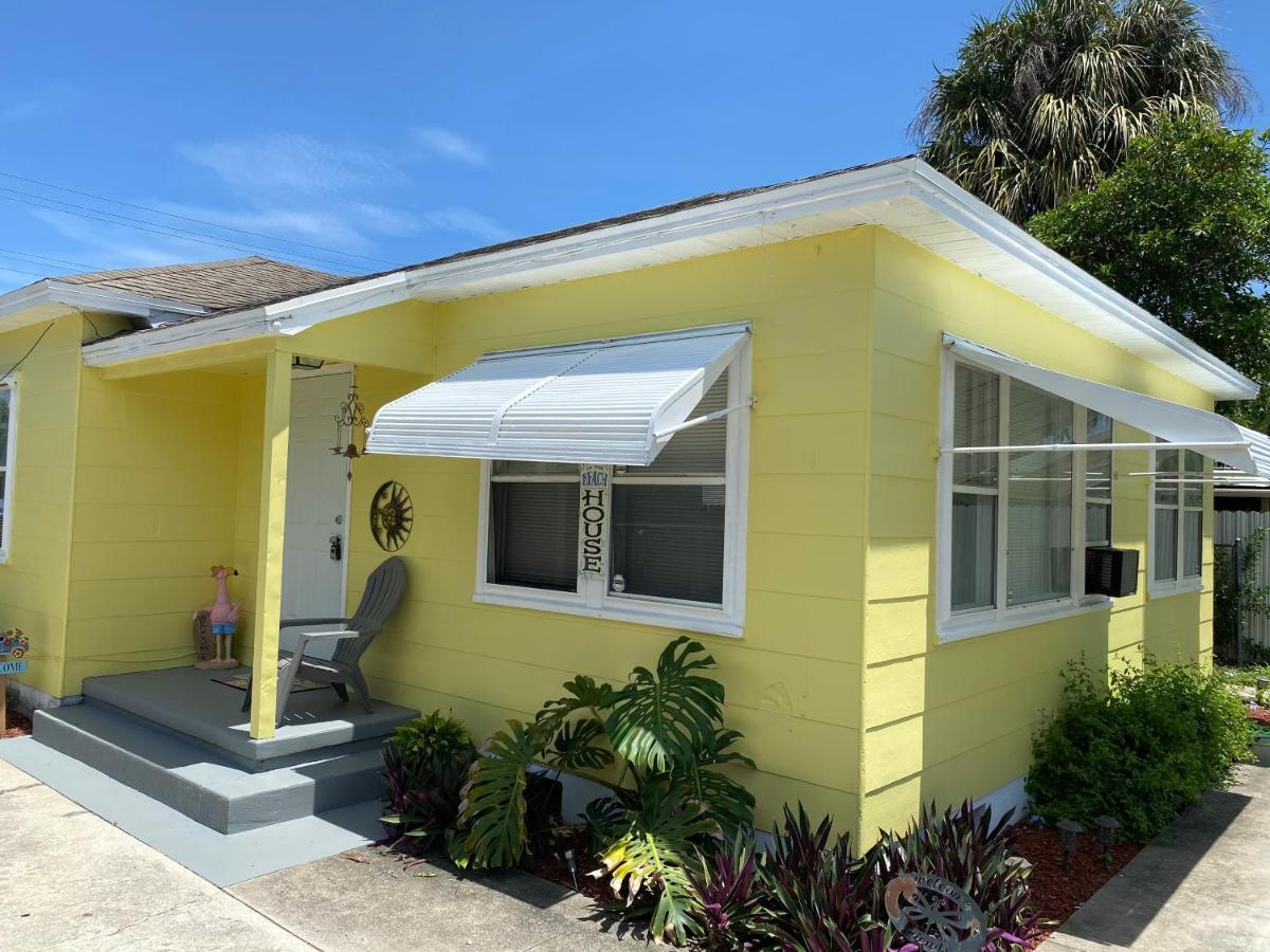 5 Min To Beach Large Living Room Fenced Backyard Bbq Firepit Driveway Boat Parking Lake Worth Beach Luaran gambar