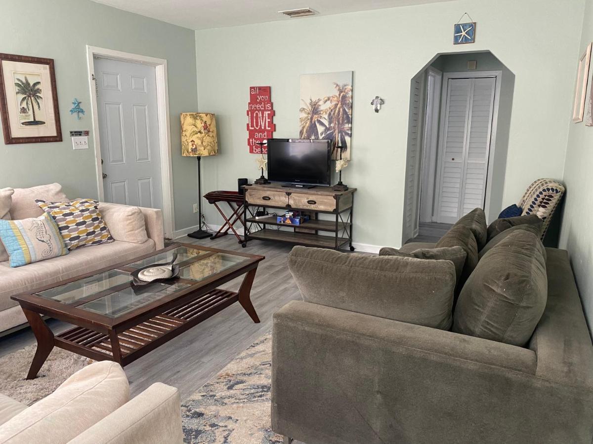 5 Min To Beach Large Living Room Fenced Backyard Bbq Firepit Driveway Boat Parking Lake Worth Beach Luaran gambar