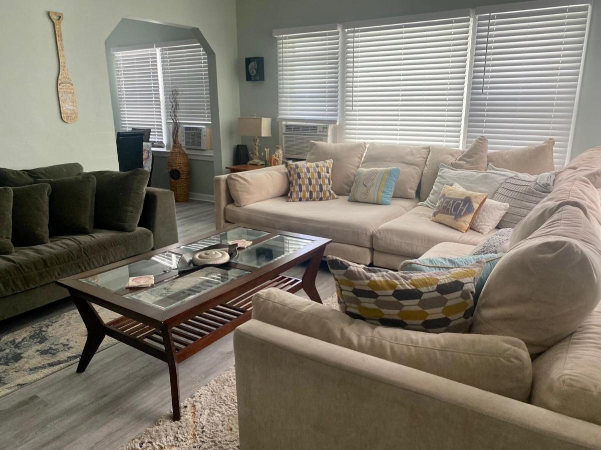5 Min To Beach Large Living Room Fenced Backyard Bbq Firepit Driveway Boat Parking Lake Worth Beach Luaran gambar